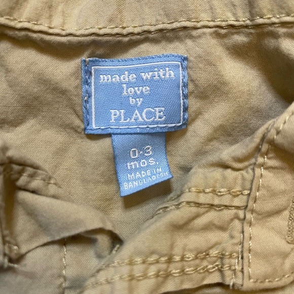 Boys set of 4 carters,Gerber, and children’s place size newborn-0-3M shirts pant - Picture 9 of 9